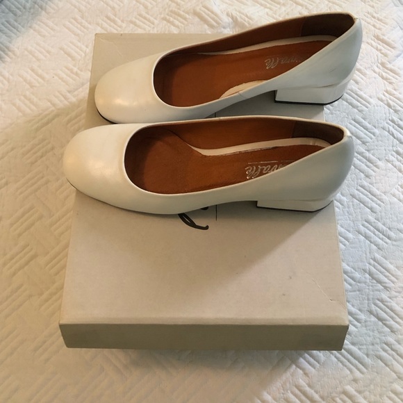 L’INTERVALLE white leather kitten heels 9 - Picture 2 of 8